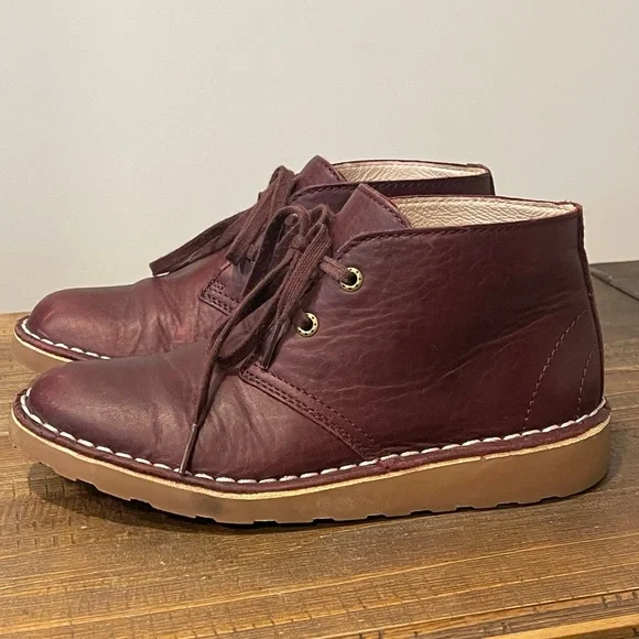 LL Bean Boots Womens 6 Stonington Chukka Burgundy Leather Lace Up Casual - Picture 1 of 16
